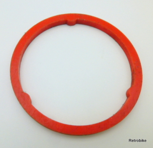 Maillard 700 MA 2160 spacer distance ring freewheel cassette rear derailleur plastic red 80s