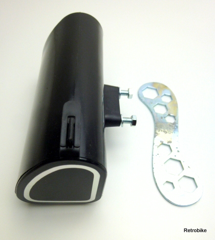Bicycle luggage box outlet