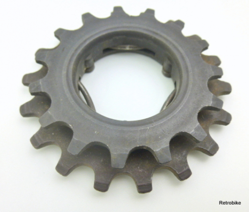 Doppel Steckritzel fixiert mit Federring 16 - 18 Zähne Antreiber mit 3 Nocken NOS