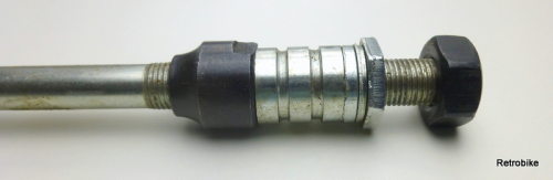 Bicycle rear wheel solid axle FG 9.5 threaded rod 3/8" x 26 length 165mm cone black spacer lock nut axle nut black set