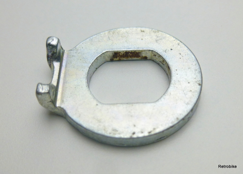 No turn washer retaining washer with extention fixing washer flat NOS