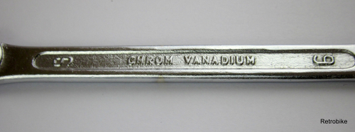 9 Ring open end wrench ♦ Chrome vanadium ♦ DIN 3113 ♦ 130 mm total length