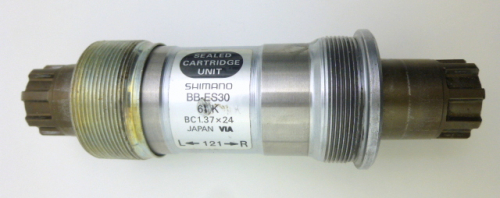 Shimano BB ES30 Tretlager Innenlager Octalink V2 68K 121mm BC 1.37x24 MTB 294g